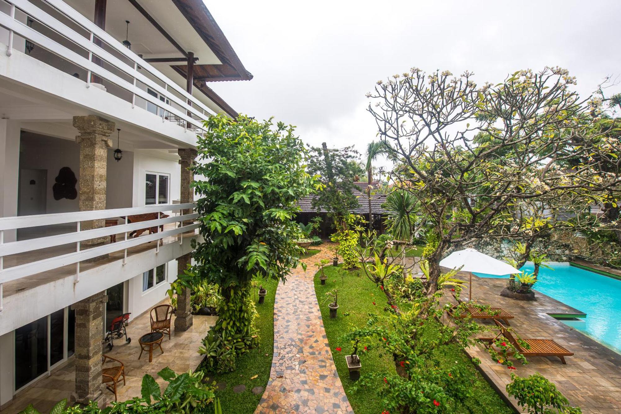 Sari Bunga Hotel Legian Kuta Bali Екстер'єр фото