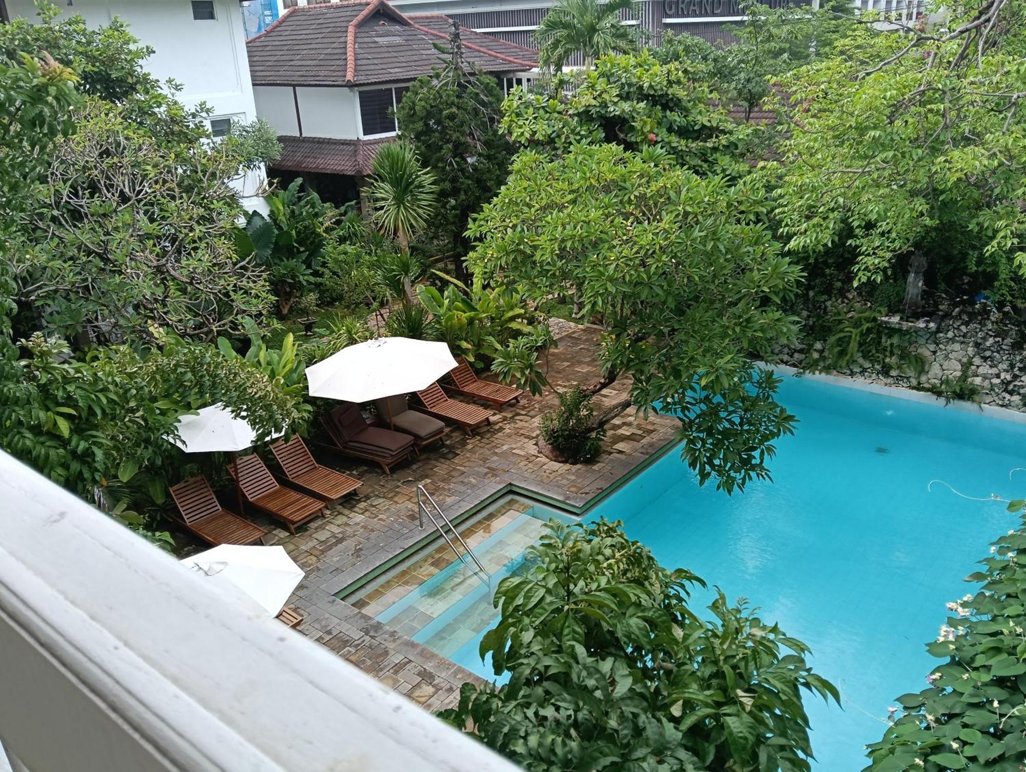 Sari Bunga Hotel Legian Kuta Bali Екстер'єр фото